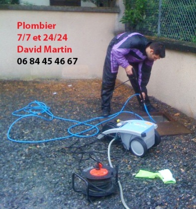 plombier Miribel pour un débouchage de WC, de canalisation, de douche, de baignoire... 06 84 45 46 67